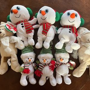 Set Of 8 Christmas Plush First & Main